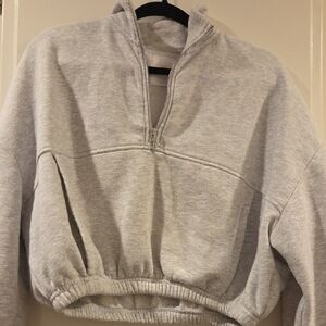 Sunday Womans Light Gray Zip-Up Sweater